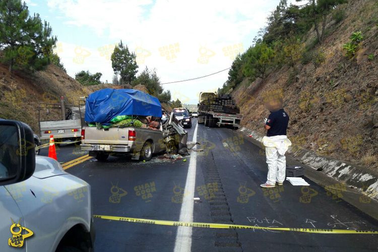 Choque-De-Tráiler-Y-Camioneta-En-La-Siglo-XXI-1