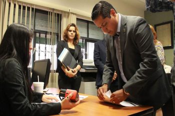 Daniel-Moncada-dona-salario-a-Jacona