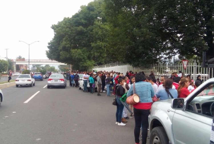 Toma CNTE Autopista Siglo XXI