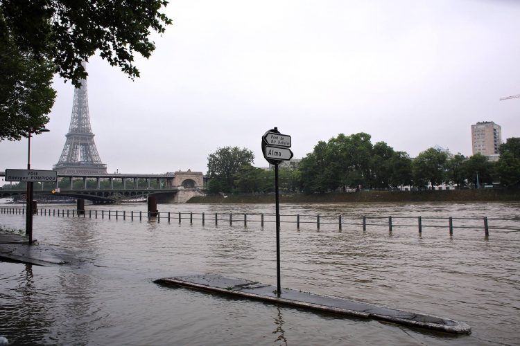 amenaza de inundacion en paris