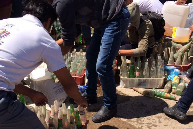 bombas-molotov-maestros-Oaxaca