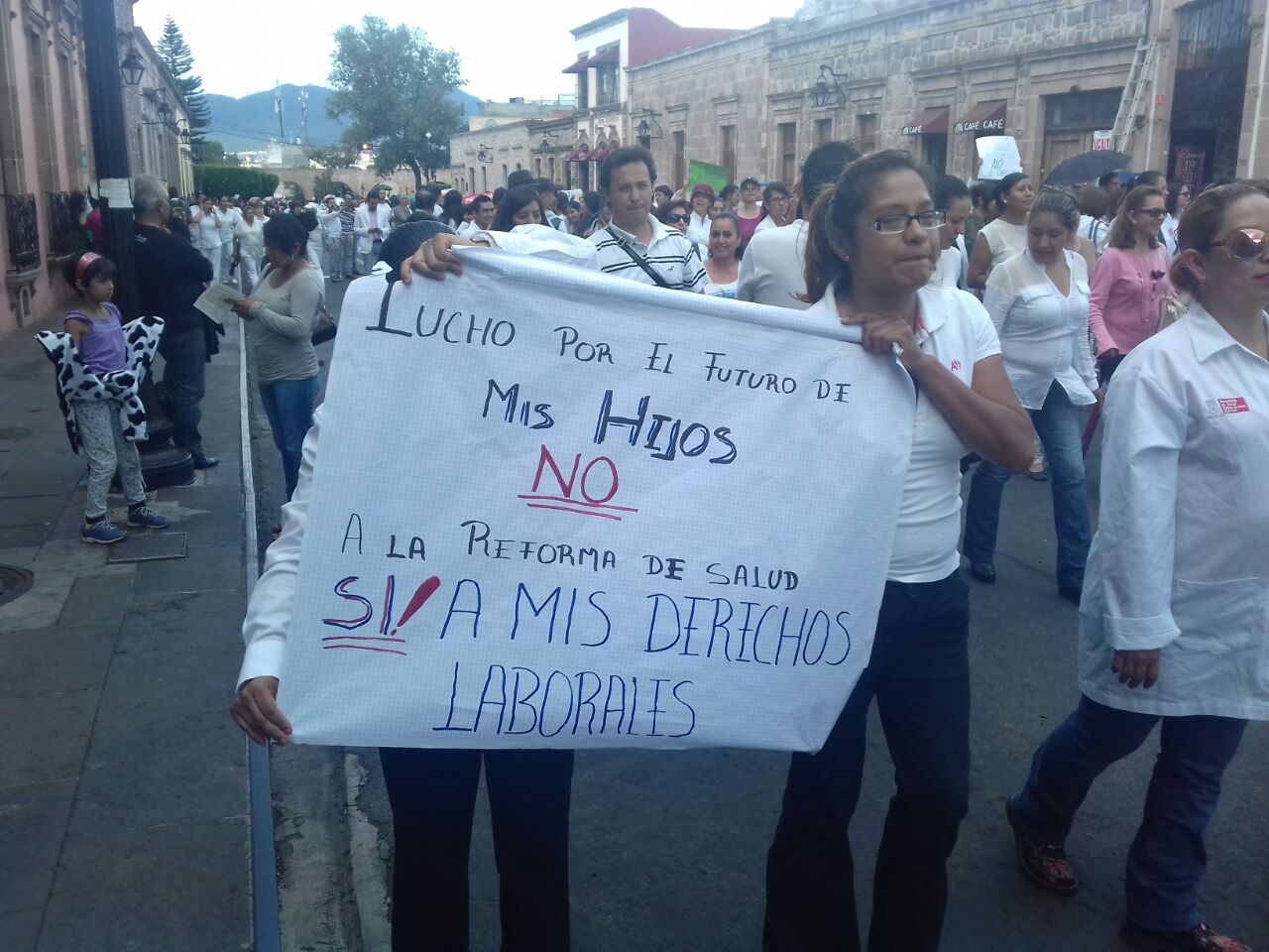 doctores manifestación morelia 10