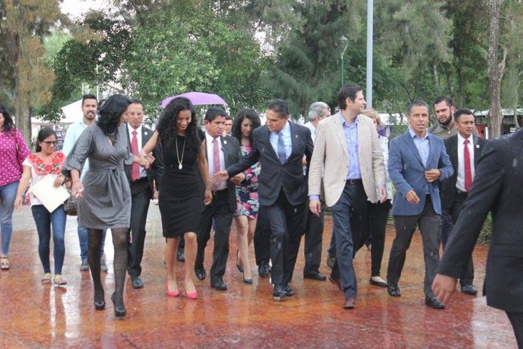 evento alfredo castillo