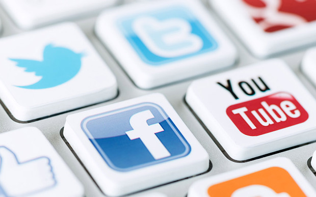 facebook twitter youtube odio racial