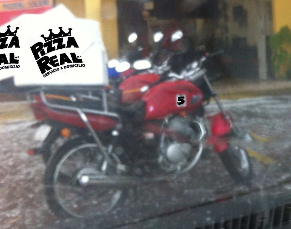 pizza real moto robada