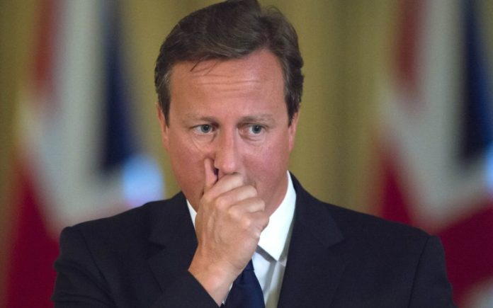 renuncia cameron
