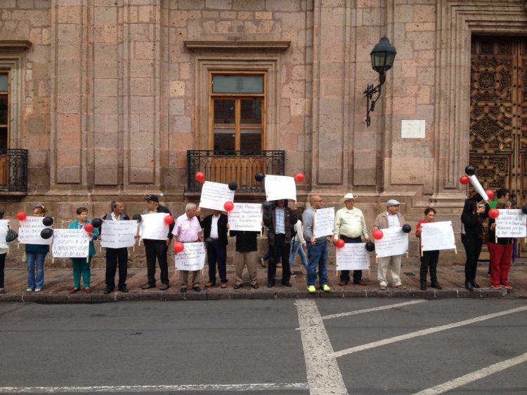sueum jubilados palacio gobierno 3