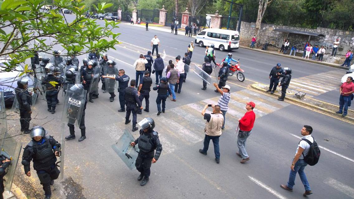 CNTE marcha a centro