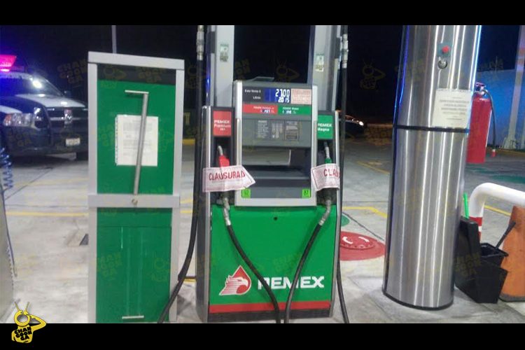 Clausuran-Gasolinera-Ubicada-Sobre-La-Avenida-Universidad-1