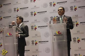 Ildefonso-Guajardo-Villarreal-Secretario-de-Economia-y-Silvano-Aureoles