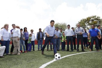 Inaugura-Gobernador-Módulo-Deportivo-en-Santa-Ana-Maya