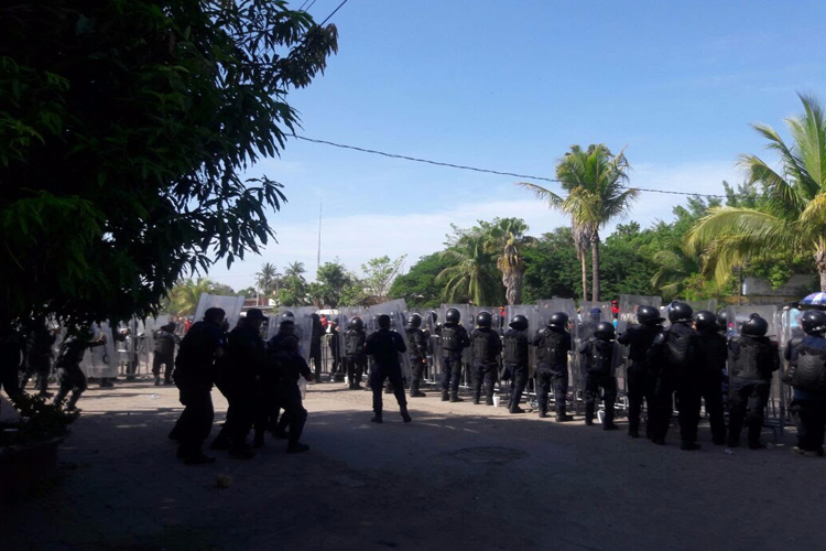 enfrentamiento-GOE-granaderos-Lazaro-Cardenas