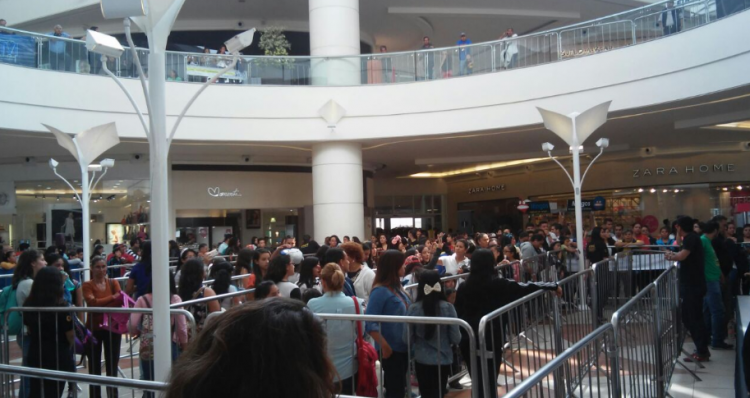 firma de autografos de cd9 en morelia