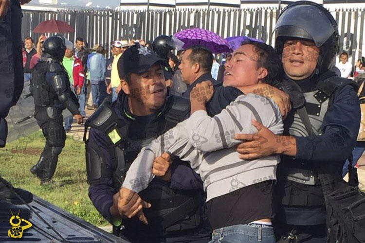maestro-detenido-CNTE-granaderos-Bicentenario