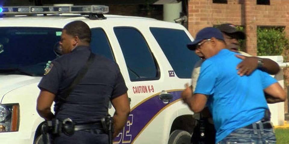 policías en tiroteo 1