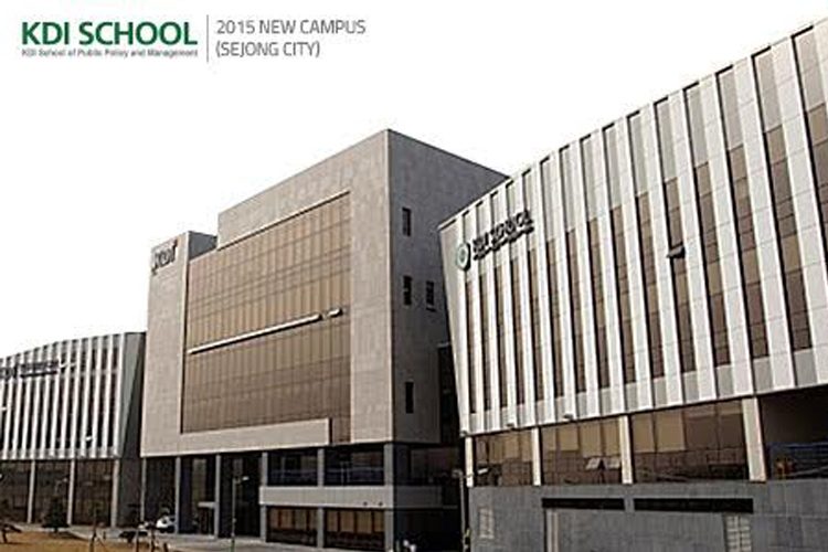 La-Michoacana-Abre-Convocatoria-De-Becas-KDI-School-De-Corea