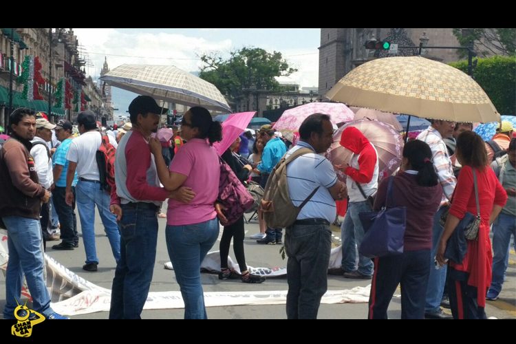 Maestros-Desquiciaron-Centro-De-Morelia-2