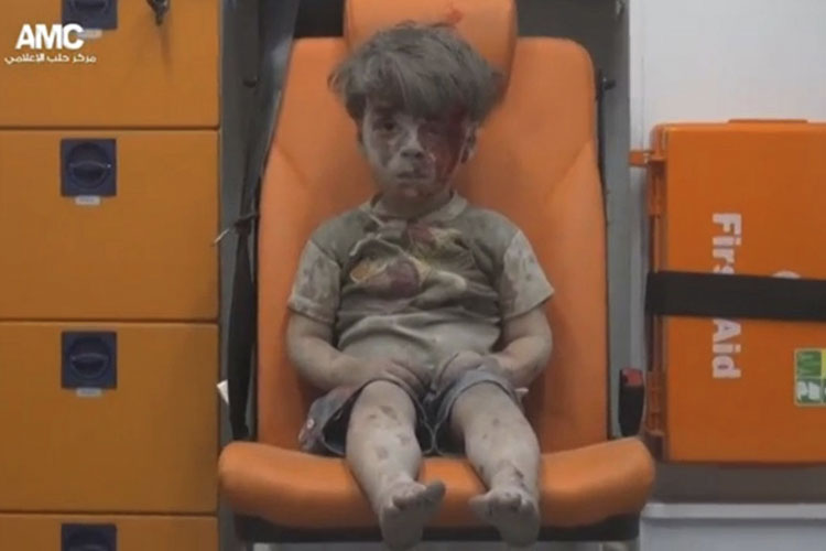 Omran-Daqneesh-niño-sirio-bombardeo