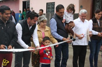 Silvano-inaugura-calle-Cotija