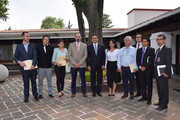 Suman-Esfuerzos-En-Materia-De-Infraestructura-Educativa