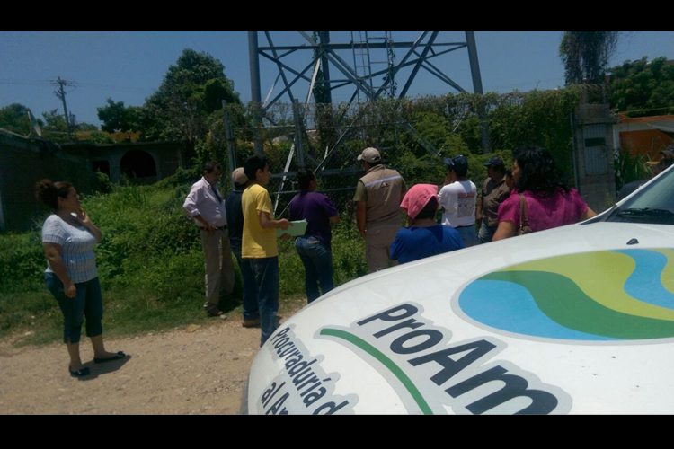 Suspenden-Construcción-De-Una-Antena-Telefónica-En-Lázaro-Cárdenas-2