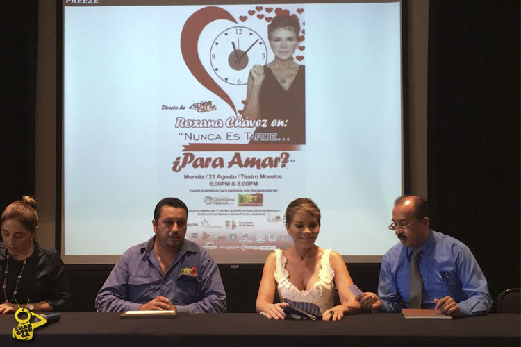 actriz-Roxana-Chavez-rueda-de-prensa-Nunca-Es-Tarde-Para-Amar