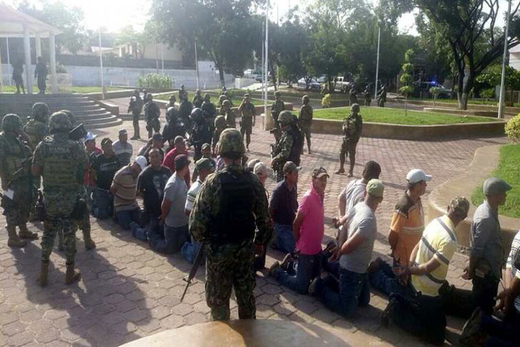 autodefensas-detenidos-Michoacan