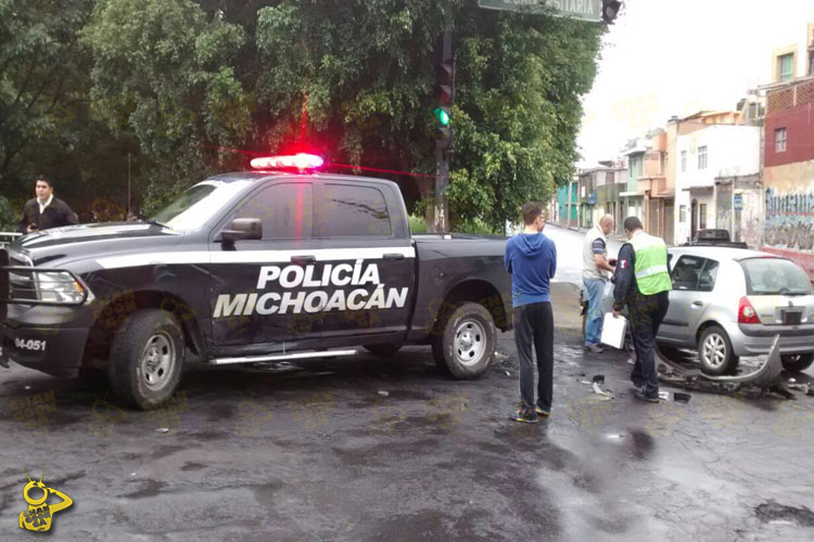 choque-patrulla-y-coche-Morelia