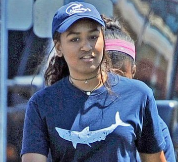 sasha obama mesera