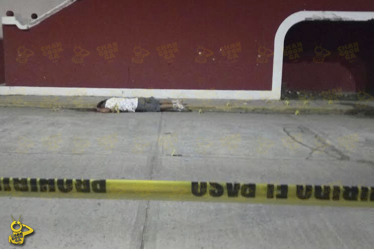 turista-tiroteo-Zihuatanejo