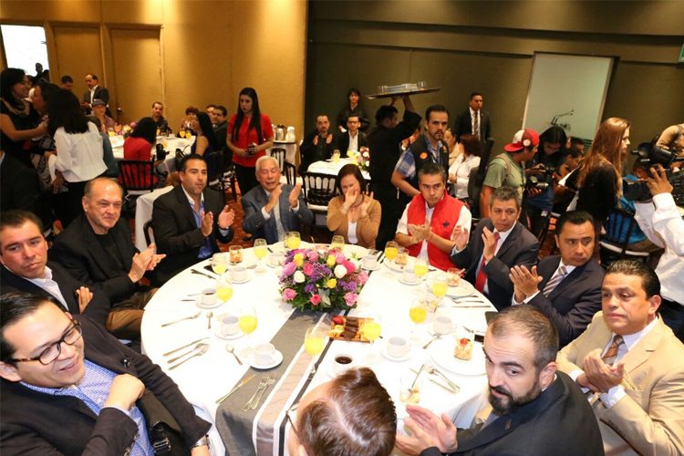 dia-del-trabajador-de-la-radio-y-la-television-en-michoacan