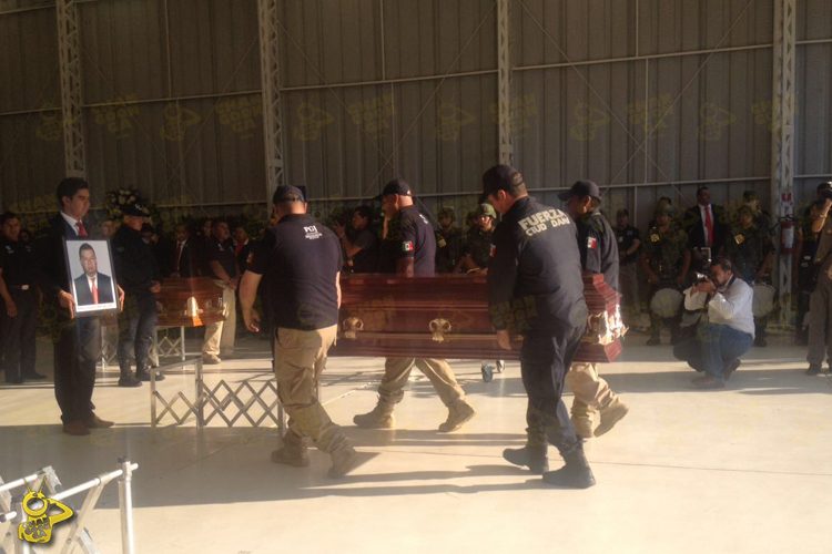 Homenaje-a-Elemento-Caídos-3