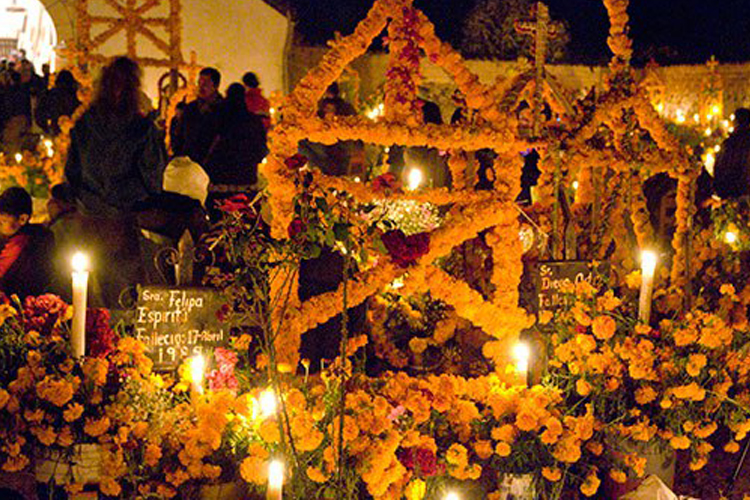 noche-de-muertos-patzcuaro-michoacan2