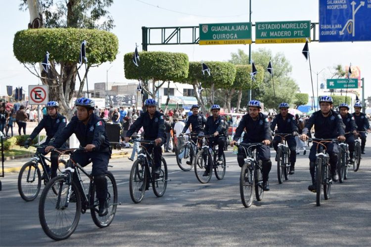 sin-incidentes-desfile-civico-militar-en-michoacan-1