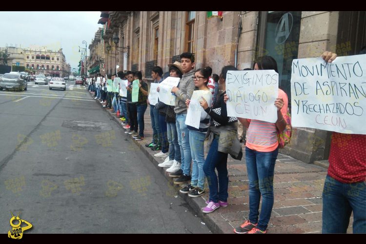 Una-Vez-Mas-Rechazados-De-La-Michoacana-Se-Manifiestan-En-El-Centro-De-Morelia