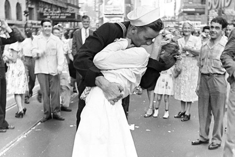 beso-Times-Square