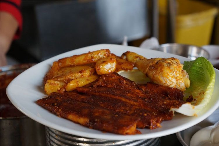 festival-de-la-enchilada-y-la-corunda-1
