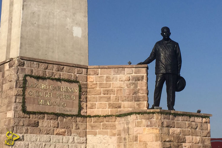 monumento-obelisco-lazaro-cardenas