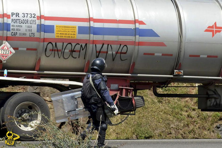 normalistas-en-el-libramiento-tiri