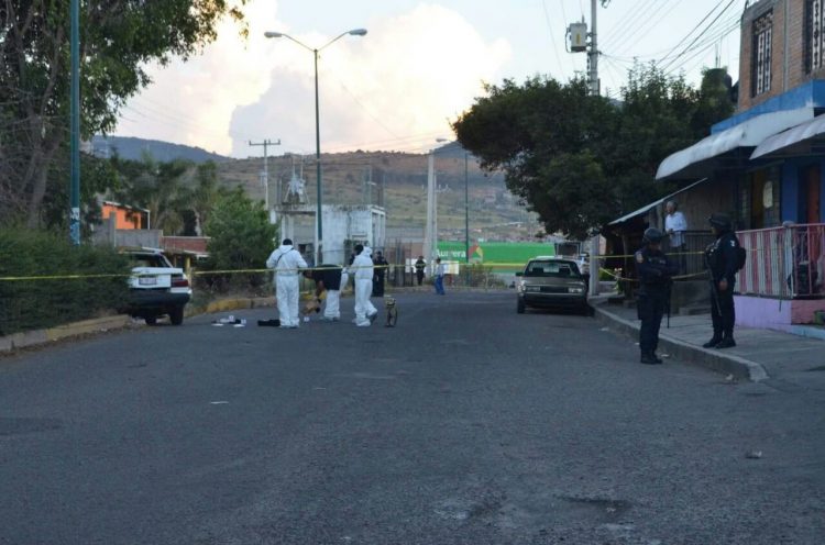 enfrentamiento-entre-polis-y-delincuentes-1