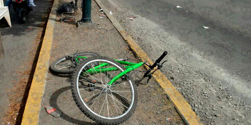 ciclista-es-atropellado-por-un-datsun-al-oriente-de-morelia-2