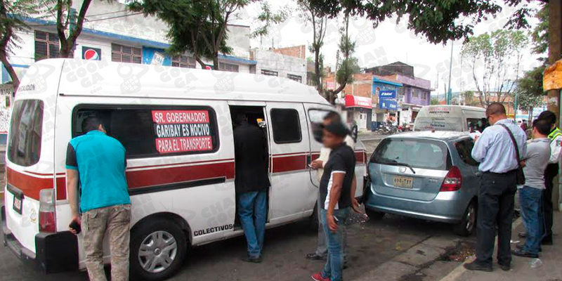 colision-de-combis-deja-siete-heridos-leves-en-morelia-1