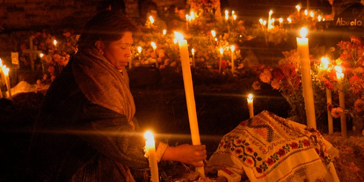 noche-de-muertos-michoacan