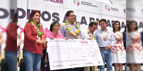 silvano-aureoles-y-fabiola-alanis-palabra-mujer