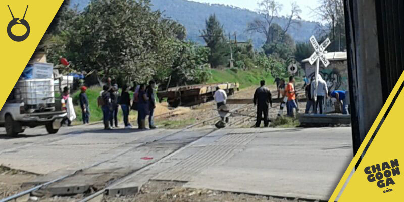 bloqueo-tren-michoacan-2