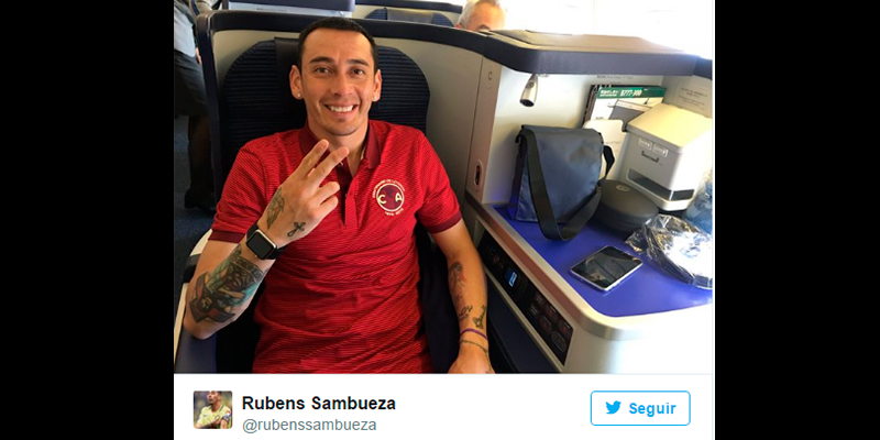 america-presume-lujoso-avion-rumbo-a-japon-2