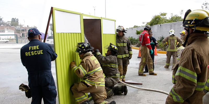 capacitan-personal-de-proteccion-civil-y-bomberos-de-morelia-2