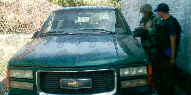 detienen-a-vato-con-camioneta-robada-y-le-encuentran-una-granada