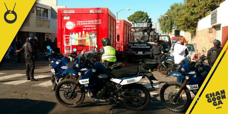 camion-coca-cola-patrullas-morelia