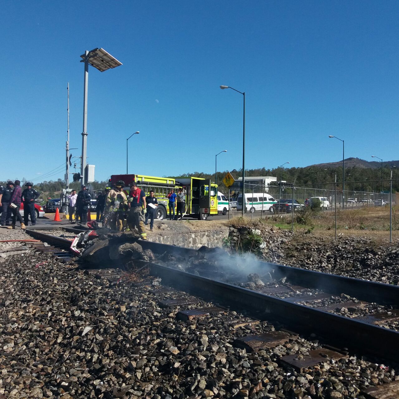 cnte-bloqueo-tren-2